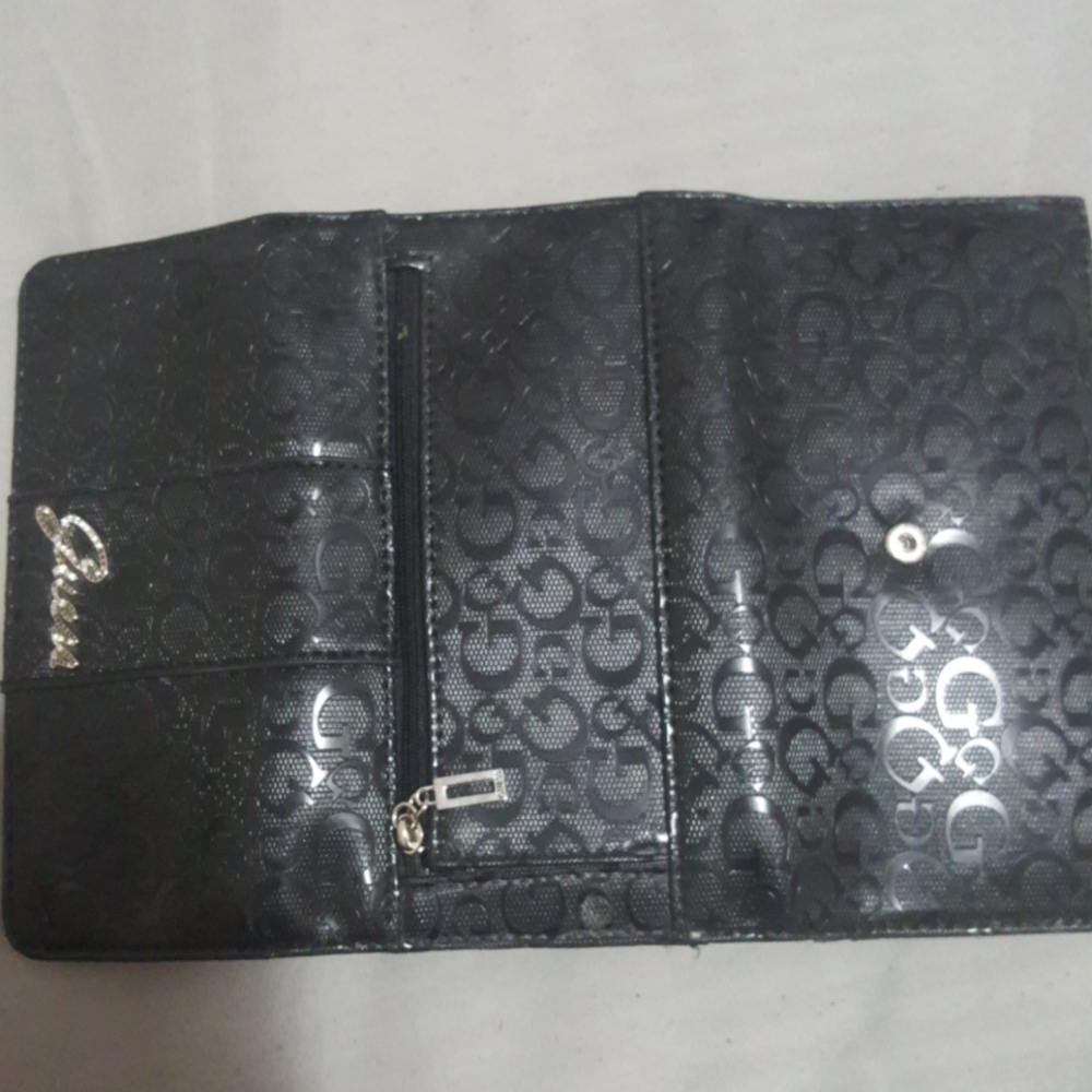 Wallet - Picture 3 of 3